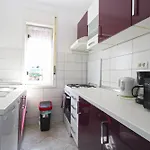 Ivanka 1056 Apartamento *