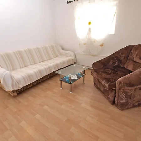 Apartmán Ivanka 1056 *