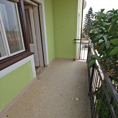 Ivanka 1056 Apartmán