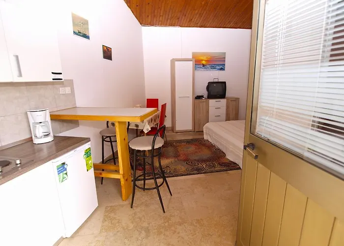 Ivanka 1056 Apartment