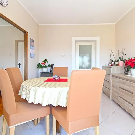 Appartement Ivanka 1056 Pula