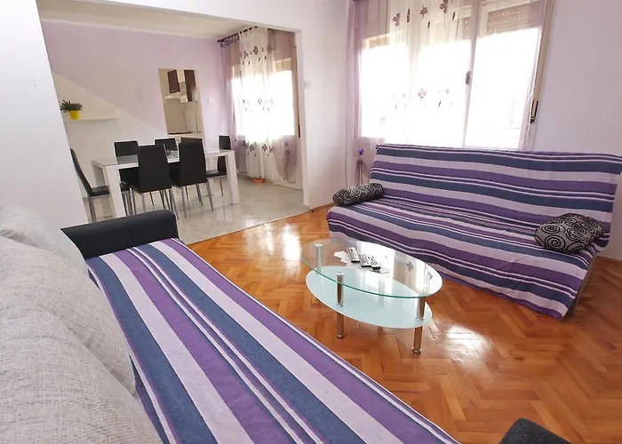 Ivanka 1056 Apartman *