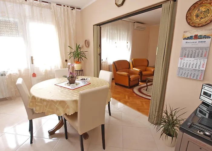 Apartman Ivanka 1056 Pula