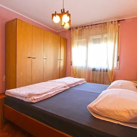 Ivanka 1056 Appartamento Pola